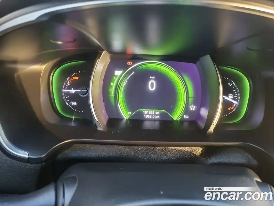 Renault SM6 2019 2.0 Автомат в Москве № 186607, фото 13