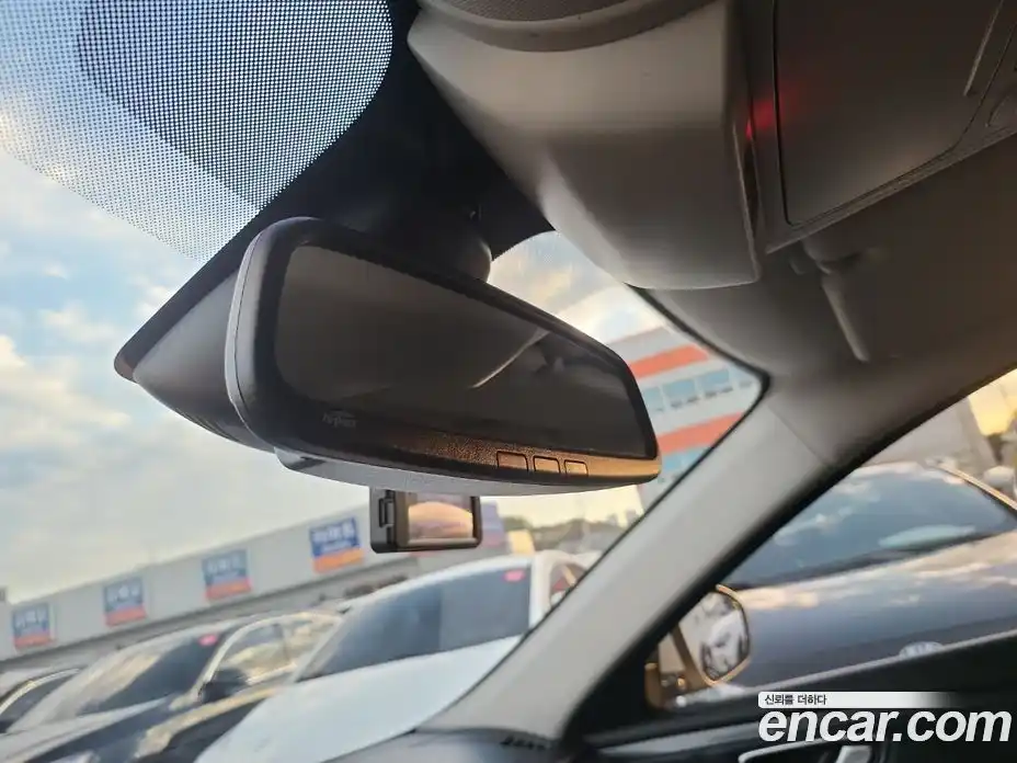 Renault SM6 2019 2.0 Автомат в Москве № 186607, фото 17