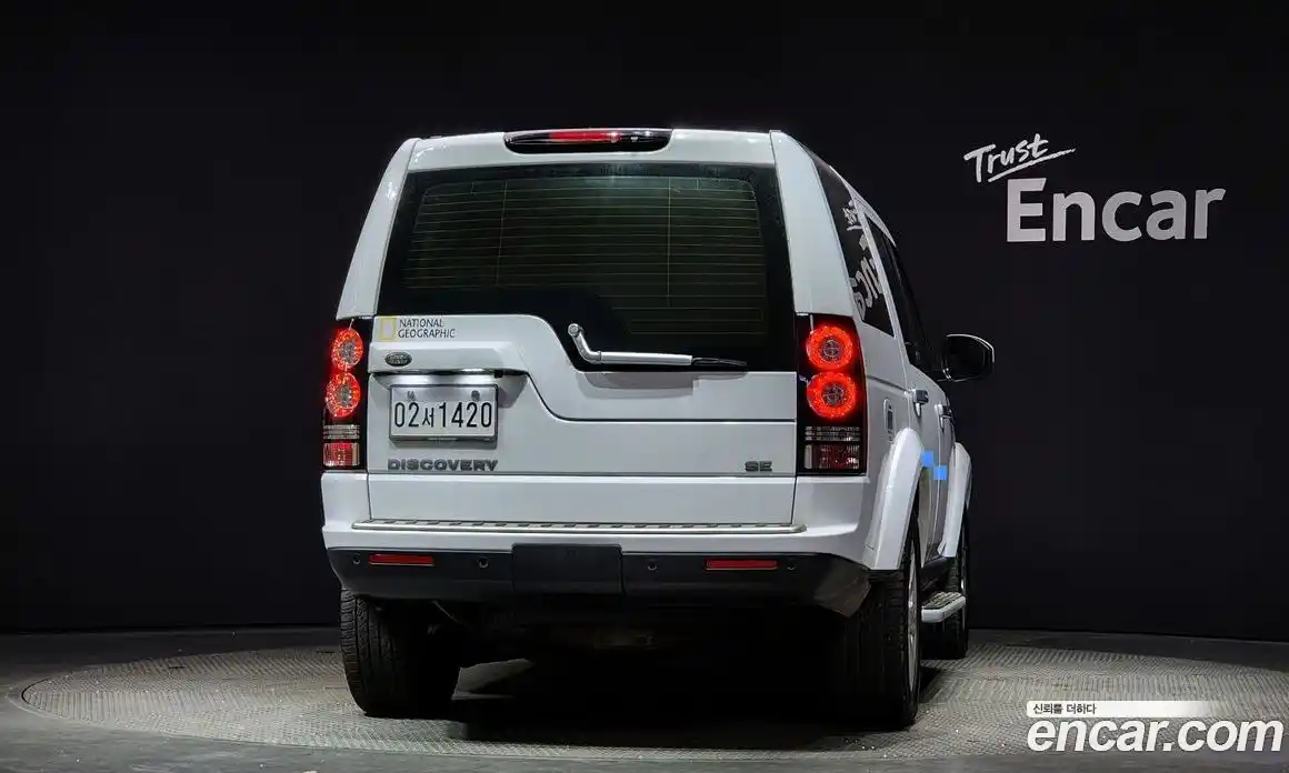 Land Rover Discovery 2014 3.0 Автомат в Москве № 189050, фото 4