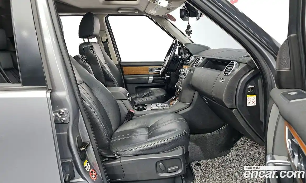 Land Rover Discovery 2012 3.0 Автомат в Москве № 189934, фото 10