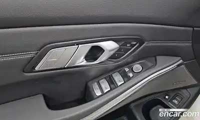 BMW 3-Series 2021 2.0 Автомат в Москве № 192151, миниатюра 7