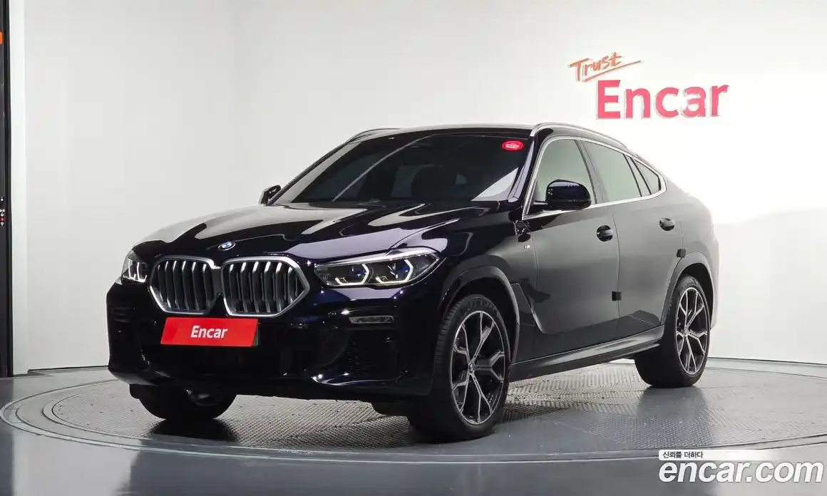 BMW X6 2021 3.0 Автомат в Москве № 192867, фото 1