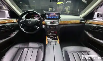 Mercedes-Benz E-Class 2011 3.0 Автомат в Москве № 194648, миниатюра 11