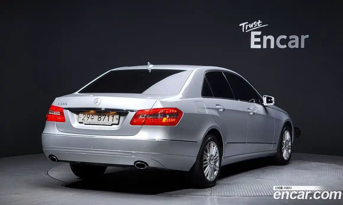 Mercedes-Benz E-Class 2011 3.0 Автомат в Москве № 194648, фото 18