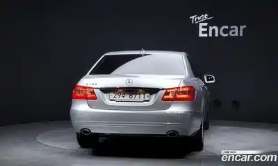 Mercedes-Benz E-Class 2011 3.0 Автомат в Москве № 194648, миниатюра 9