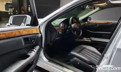 Mercedes-Benz E-Class 2011 3.0 Автомат в Москве № 194648, миниатюра 10