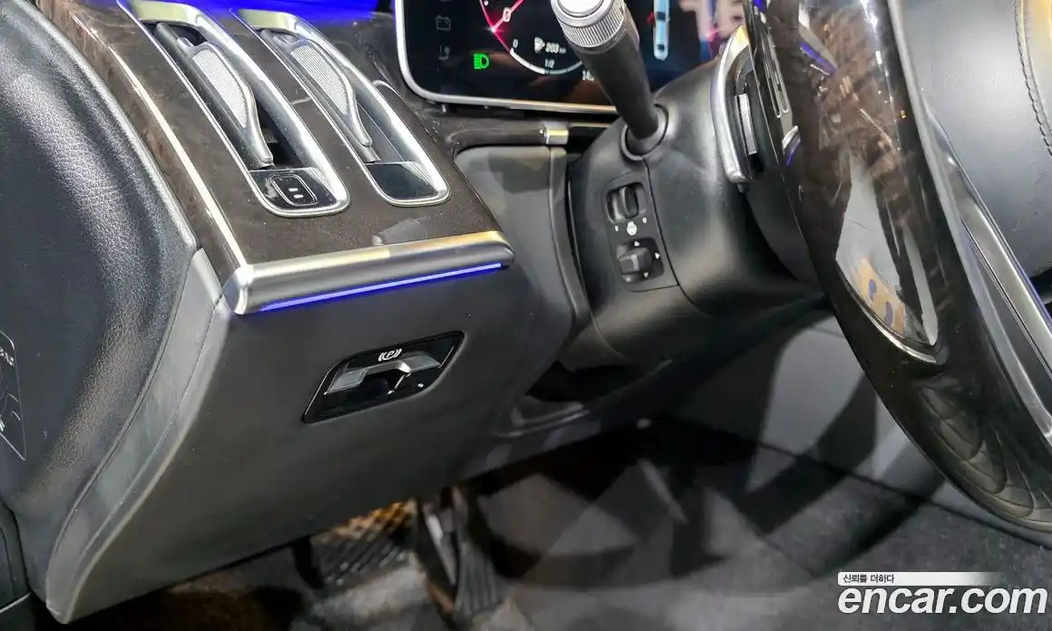 Mercedes-Benz S-Class 2022 4.0 Автомат в Москве № 194850, фото 19