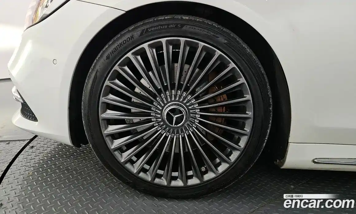 Mercedes-Benz S-Class 2019 4.0 Автомат в Москве № 194949, фото 16