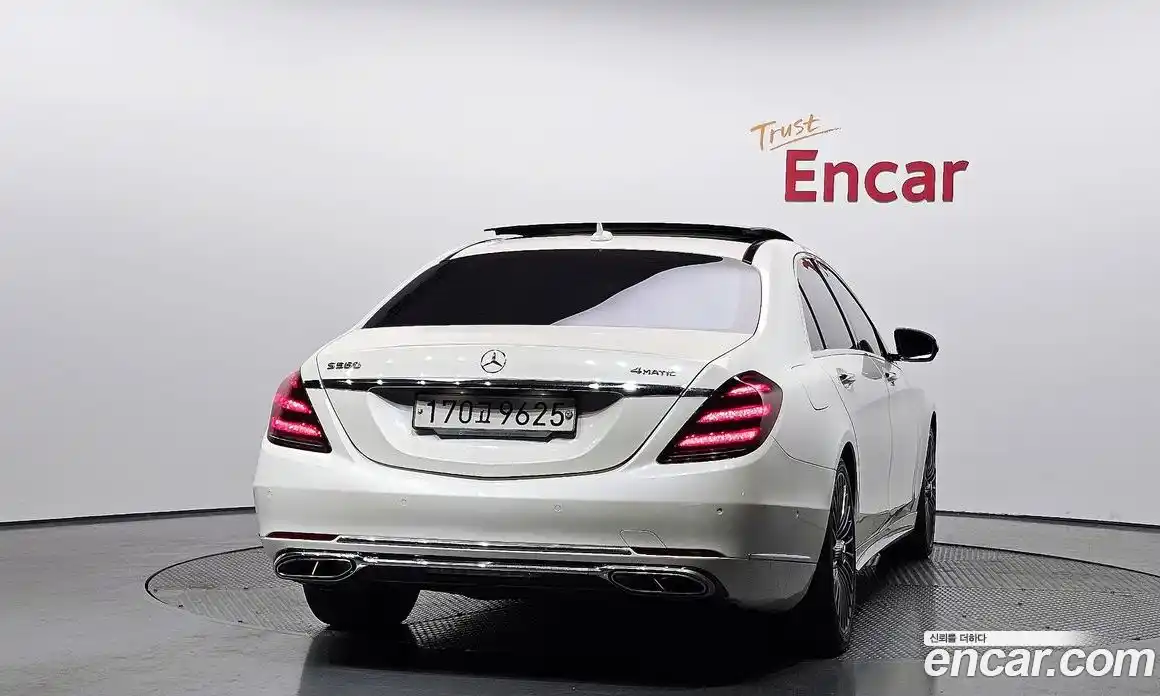 Mercedes-Benz S-Class 2019 4.0 Автомат в Москве № 194949, фото 19