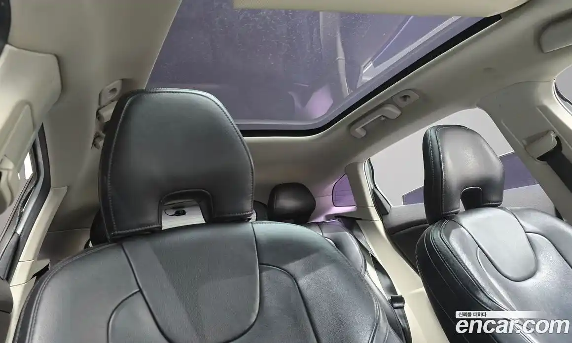 Volvo V40 2016 2.0 Автомат в Москве № 195111, фото 20