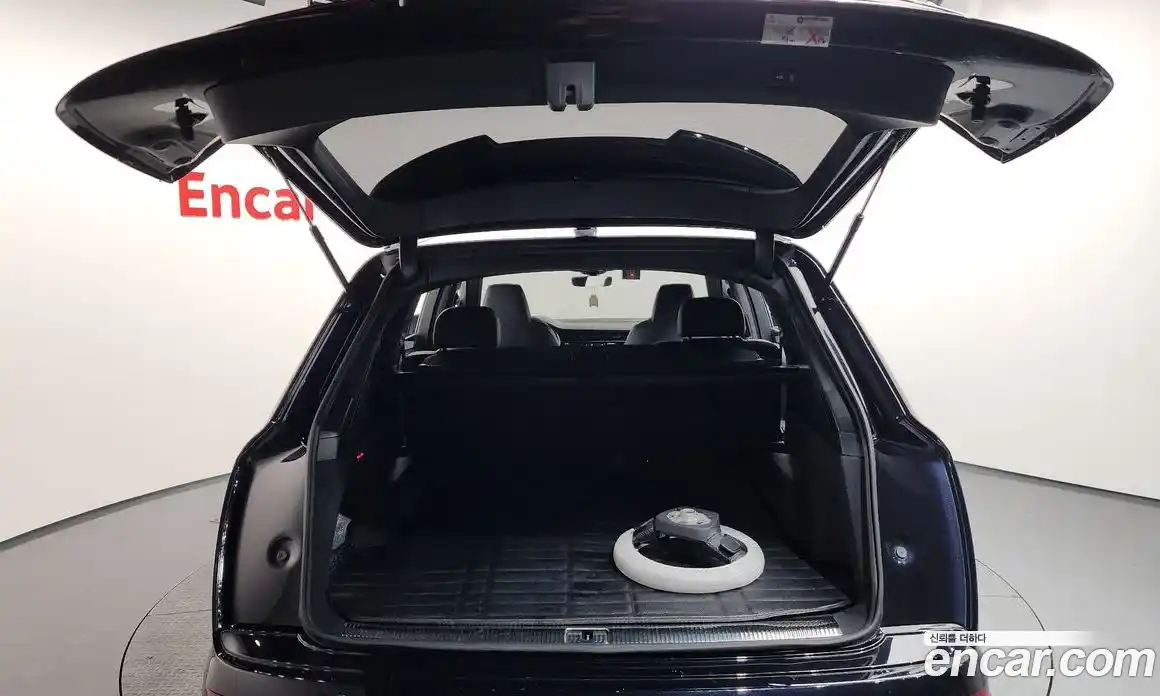 Audi Q7 2021 3.0 Автомат в Москве № 196370, фото 20