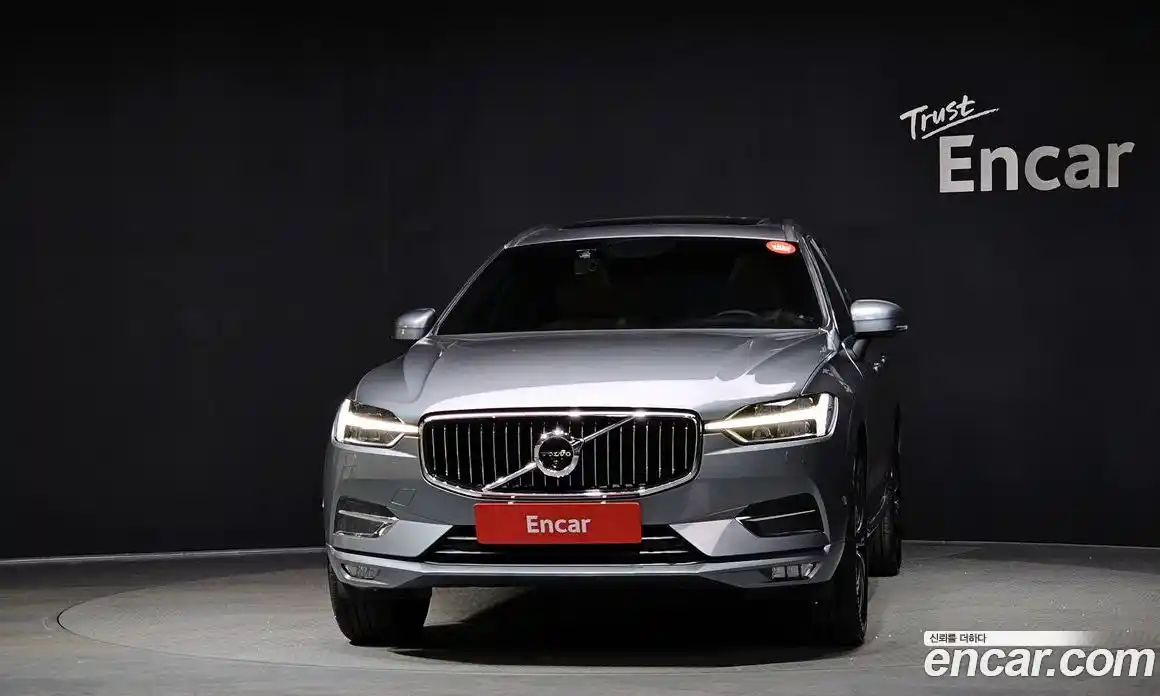 Volvo XC60 2018 2.0 Автомат в Москве № 197030, фото 3