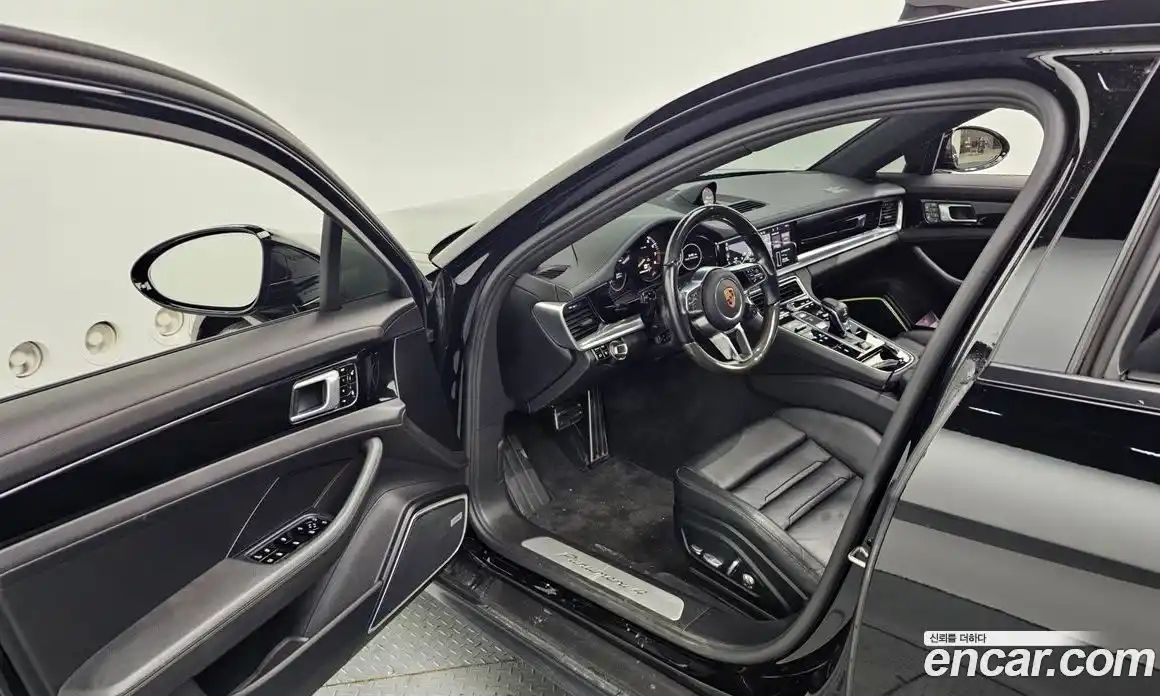 Porsche Panamera 2018 2.9 Автомат в Москве № 197541, фото 14