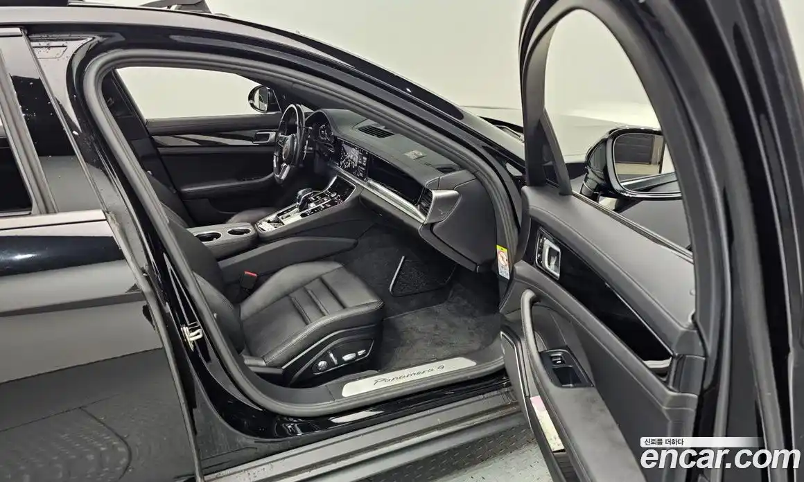 Porsche Panamera 2018 2.9 Автомат в Москве № 197541, фото 7