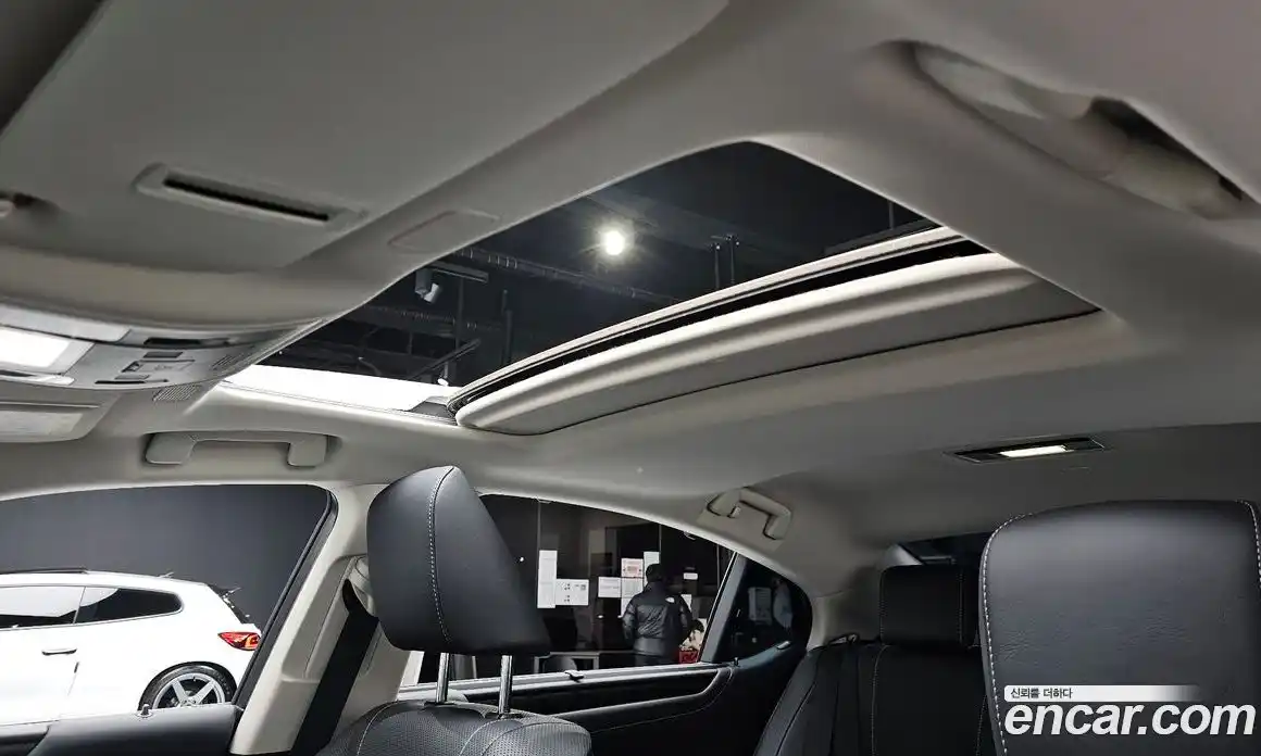 Lexus ES 2023 2.5 Автомат в Москве № 198790, фото 17