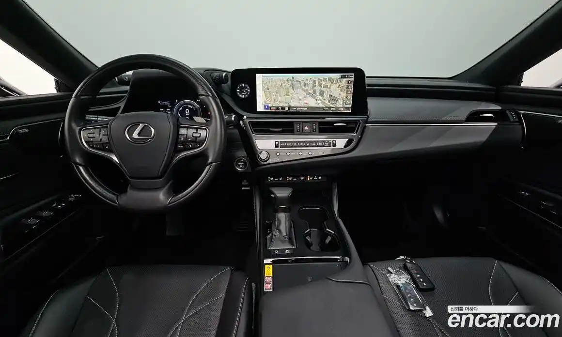 Lexus ES 2023 2.5 Автомат в Москве № 198790, фото 7