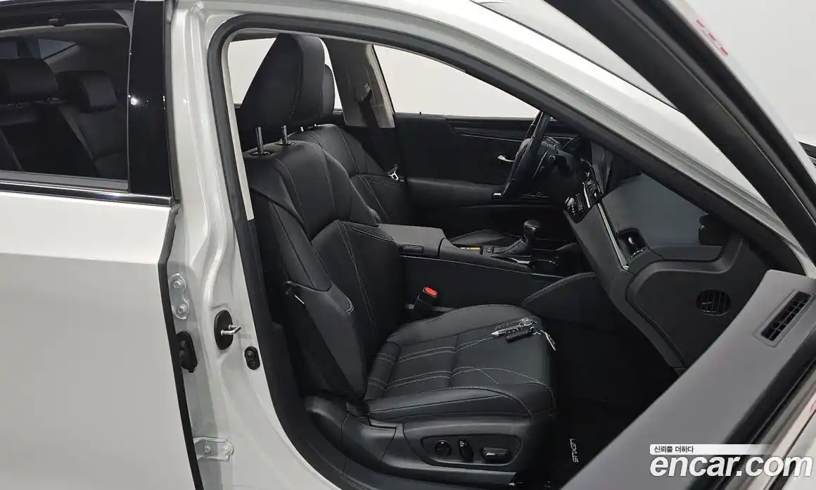 Lexus ES 2023 2.5 Автомат в Москве № 198790, фото 10