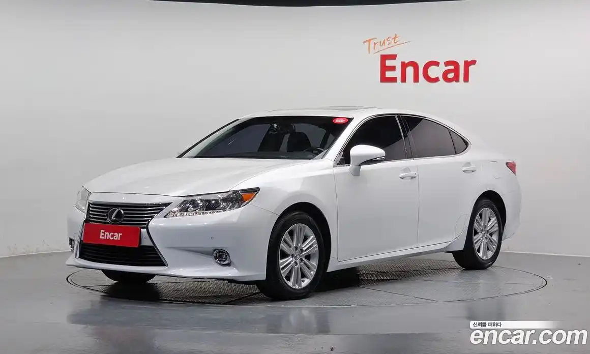 Lexus ES 2014 3.5 Автомат в Москве № 198849, фото 1