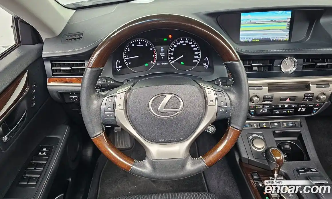 Lexus ES 2014 3.5 Автомат в Москве № 198849, фото 13