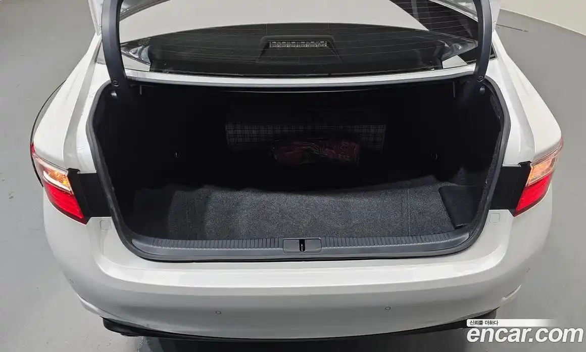 Lexus ES 2014 3.5 Автомат в Москве № 198849, фото 20