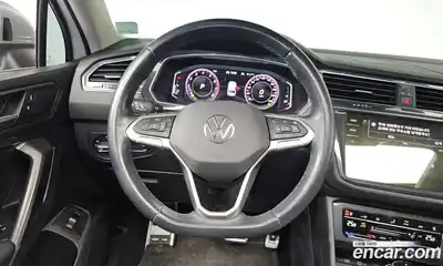 Volkswagen Tiguan 2022 2.0 Автомат в Москве № 199104, миниатюра 12