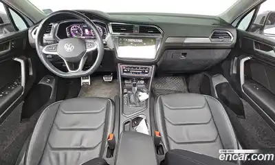 Volkswagen Tiguan 2022 2.0 Автомат в Москве № 199104, миниатюра 6