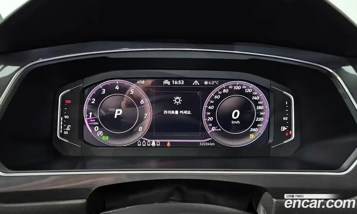 Volkswagen Tiguan 2022 2.0 Автомат в Москве № 199104, фото 7