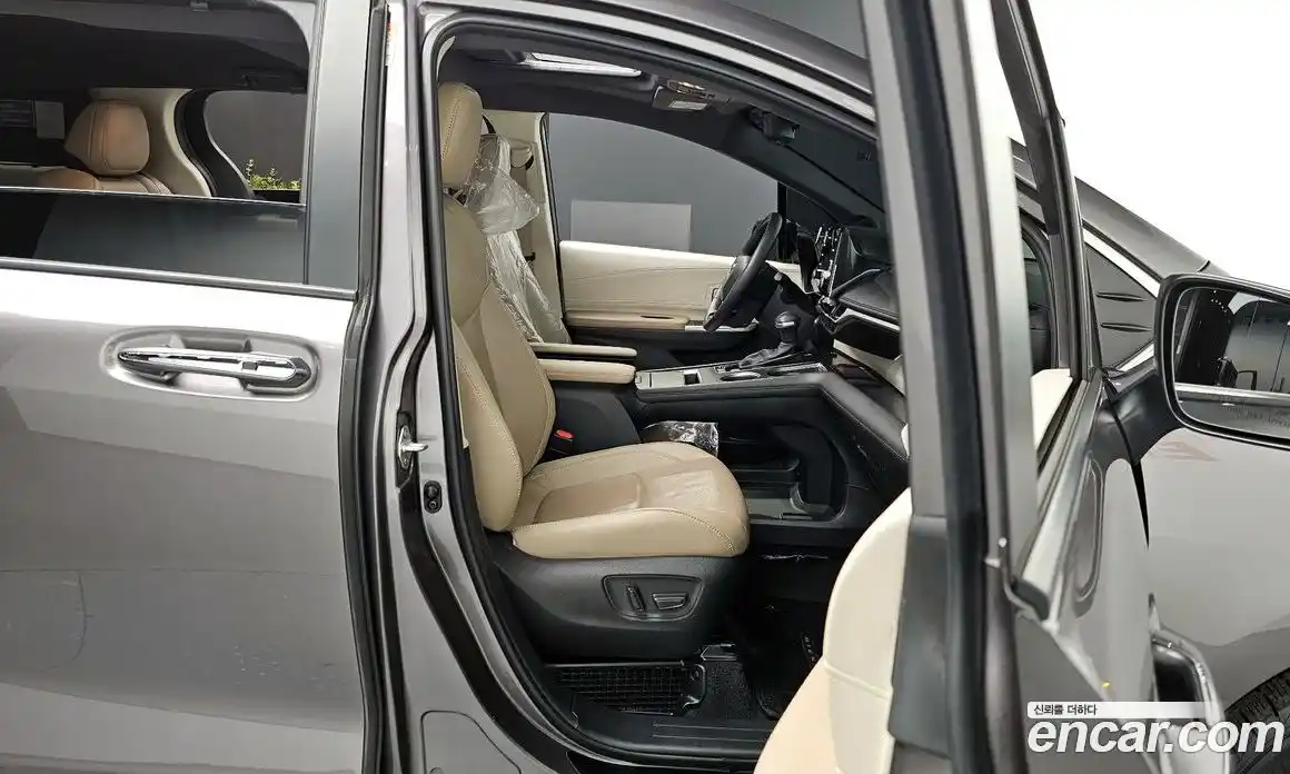 Toyota Sienna 2023 2.5 Автомат в Москве № 199624, фото 11