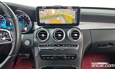 Mercedes-Benz C-Class 2021 2.0 Автомат в Москве № 206945, миниатюра 4