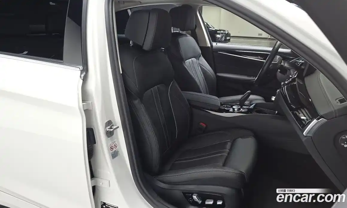 BMW 5-Series 2022 2.0 Автомат в Москве № 210216, фото 11