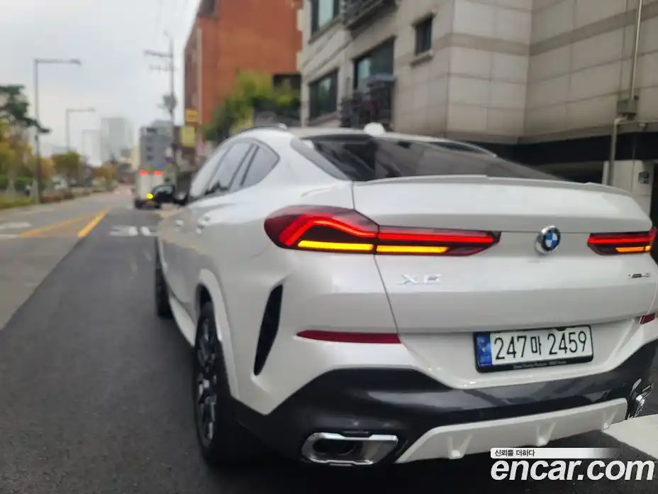 BMW X6 2024 3.0 Автомат в Москве № 210743, фото 2