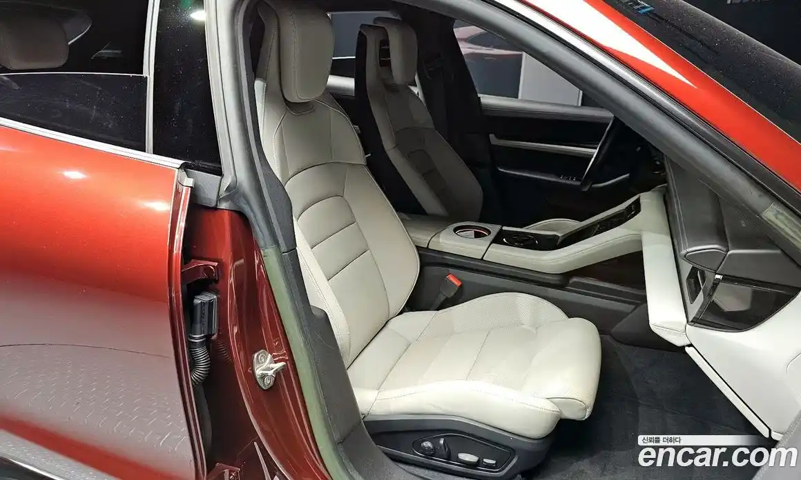 Porsche Taycan 2022 0.1 Автомат в Москве № 213248, фото 14