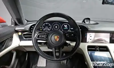 Porsche Taycan 2022 0.1 Автомат в Москве № 213248, миниатюра 2