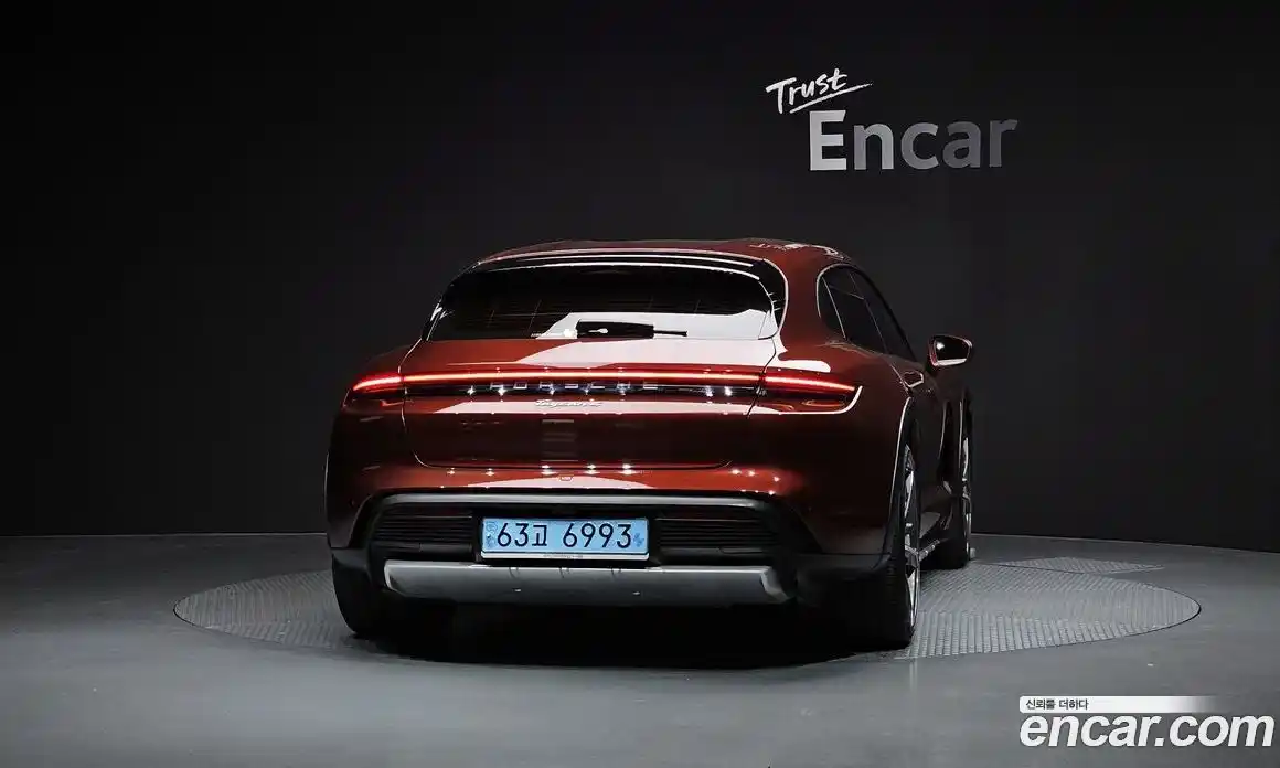 Porsche Taycan 2022 0.1 Автомат в Москве № 213248, фото 7