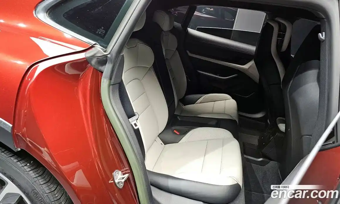 Porsche Taycan 2022 0.1 Автомат в Москве № 213248, фото 9