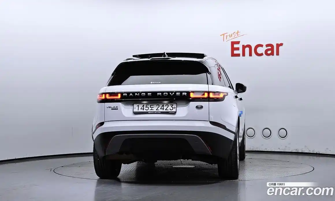 Land Rover Range-Rover Velar 2019 2.0 Автомат в Москве № 213536, фото 17