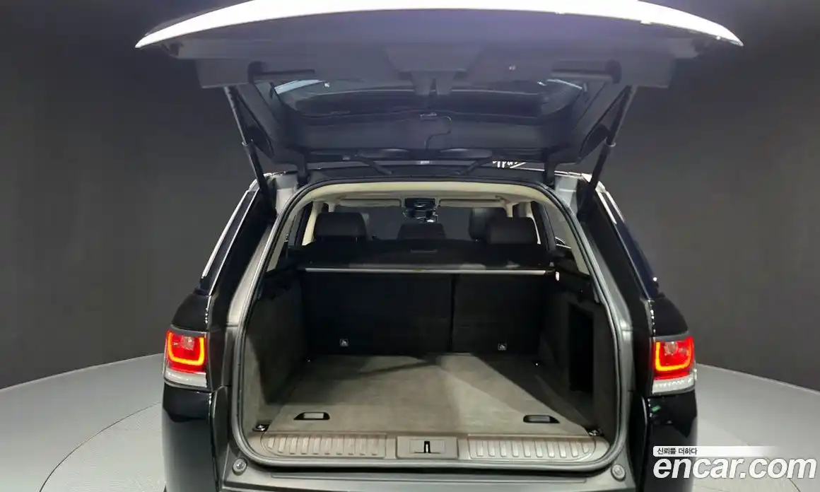 Land Rover Range-Rover Sport 2017 3.0 Автомат в Москве № 213678, фото 20