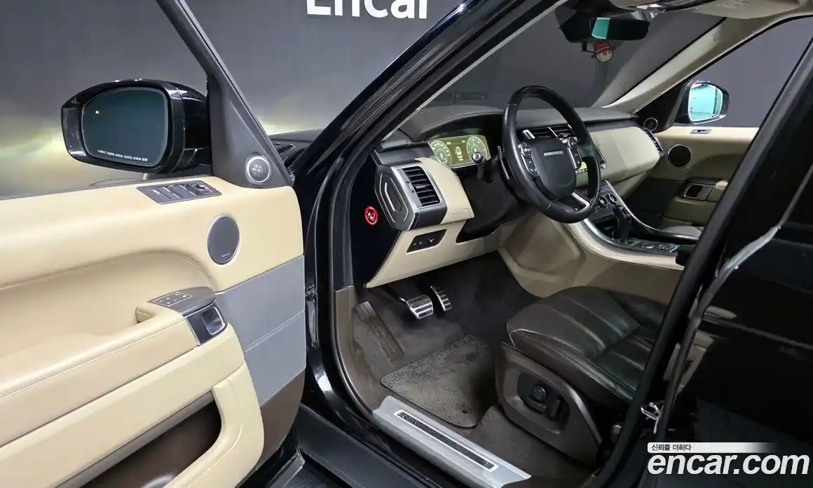 Land Rover Range-Rover Sport 2017 3.0 Автомат в Москве № 213678, фото 10