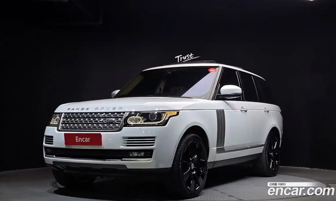 Land Rover Range-Rover 2017 4.4 Автомат в Москве № 213763, фото 1