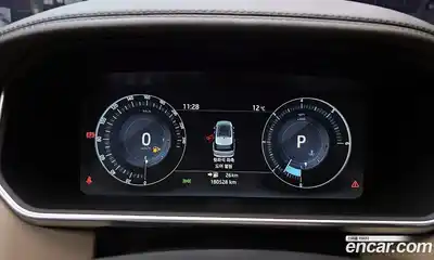 Land Rover Range-Rover 2017 4.4 Автомат в Москве № 213763, миниатюра 8