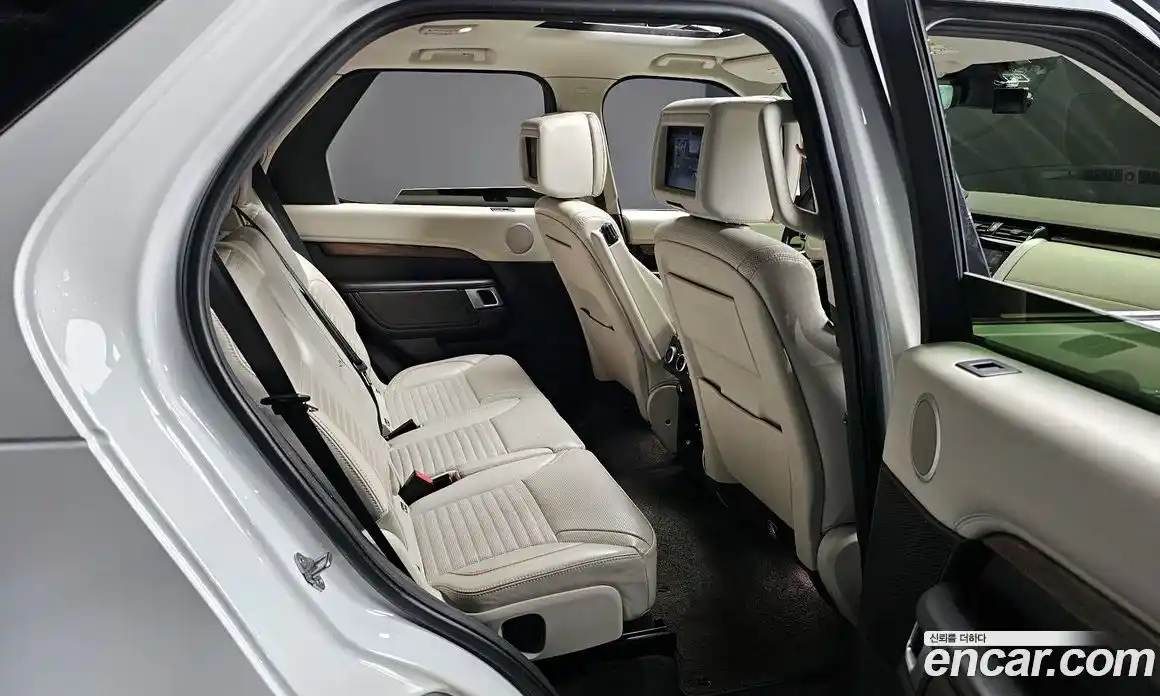 Land Rover Discovery 2017 3.0 Автомат в Москве № 213821, фото 12