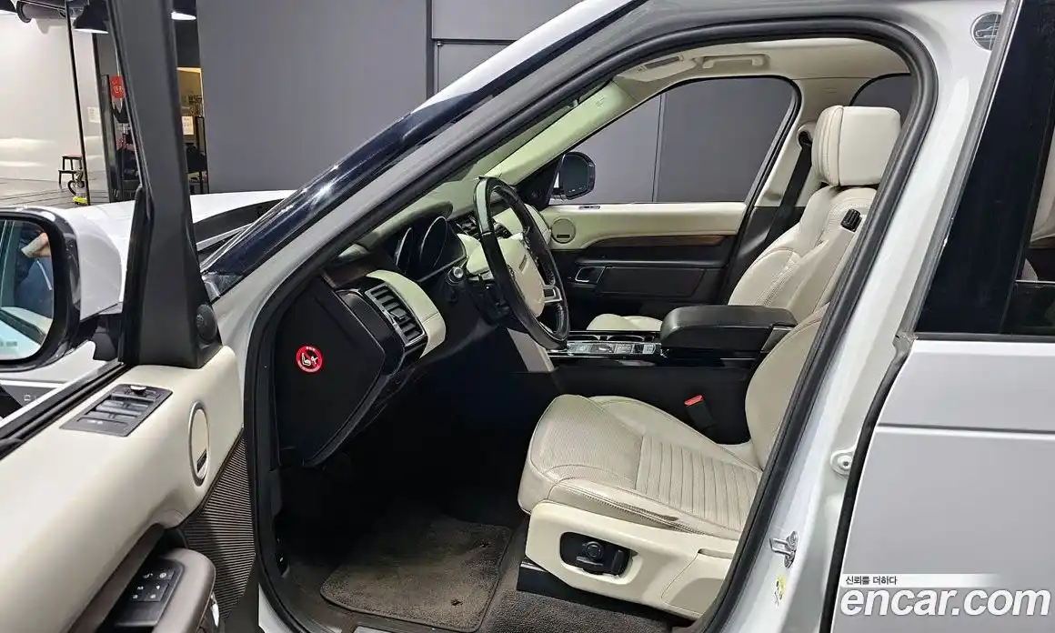 Land Rover Discovery 2017 3.0 Автомат в Москве № 213821, фото 10