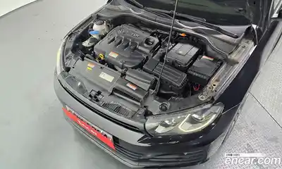 Volkswagen Scirocco 2015 2.0 Автомат в Москве № 215309, миниатюра 4