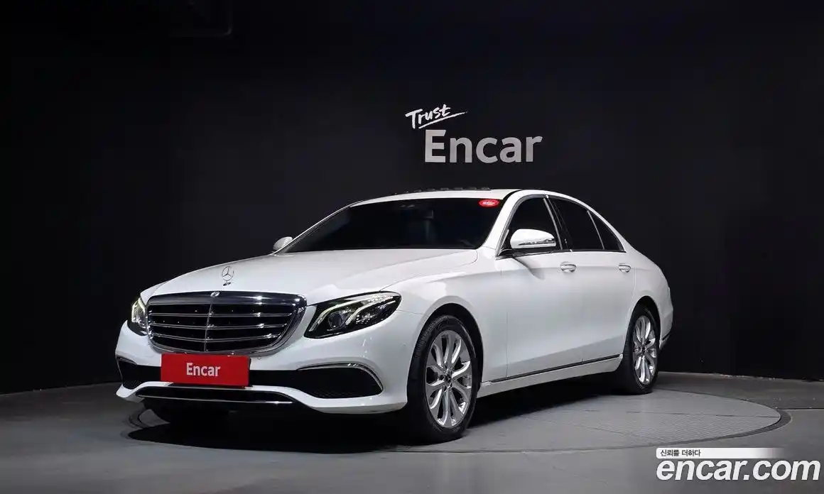 Mercedes-Benz E-Class 2019 1.9 Автомат в Москве № 215914, фото 18