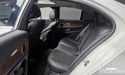 Mercedes-Benz E-Class 2019 1.9 Автомат в Москве № 215914, миниатюра 9