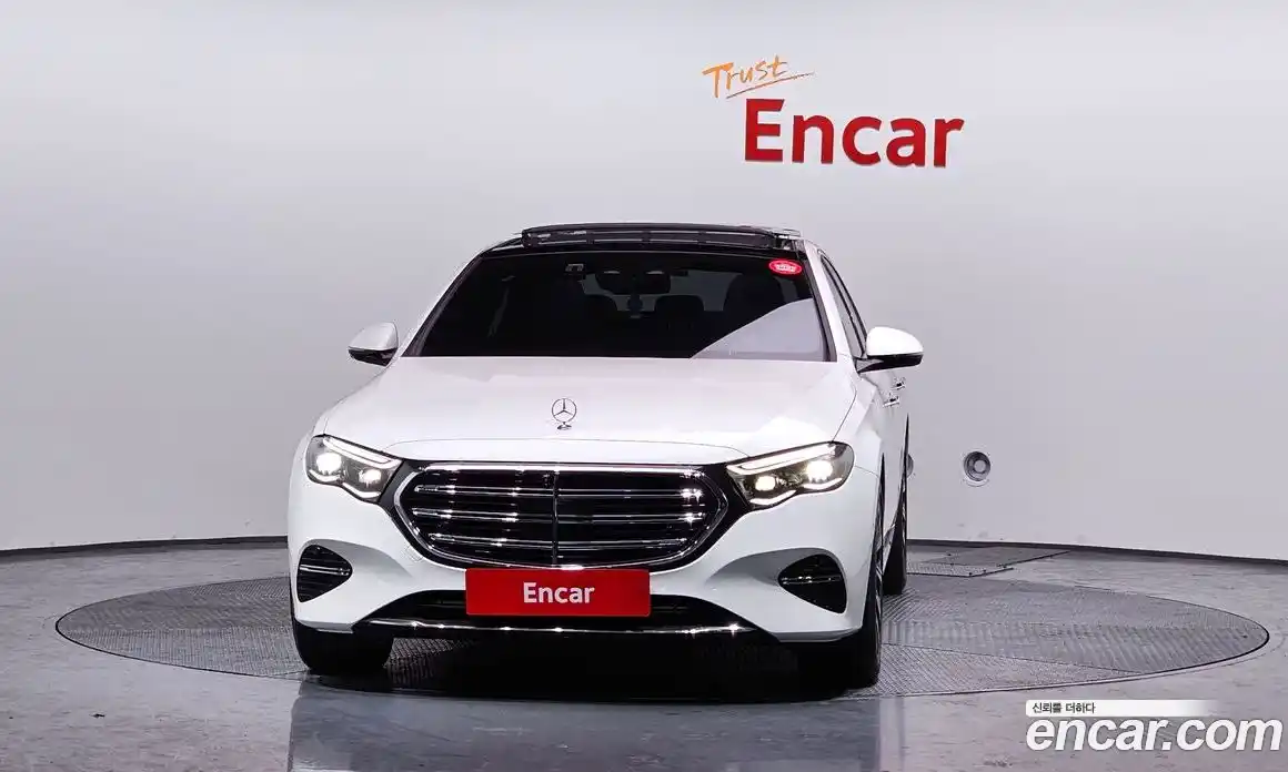 Mercedes-Benz E-Class 2024 2.0 Автомат в Москве № 219692, фото 16