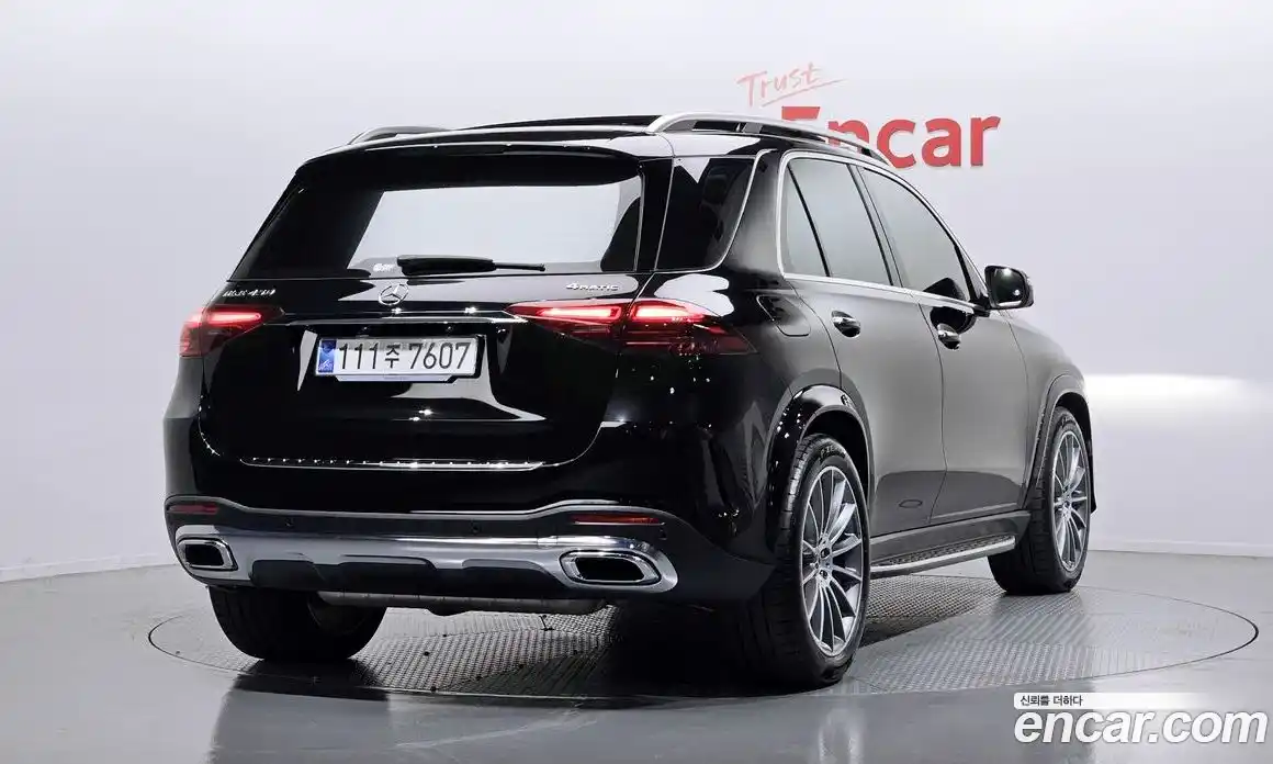 Mercedes-Benz GLE-Class 2025 3.0 Автомат в Москве № 221187, фото 2