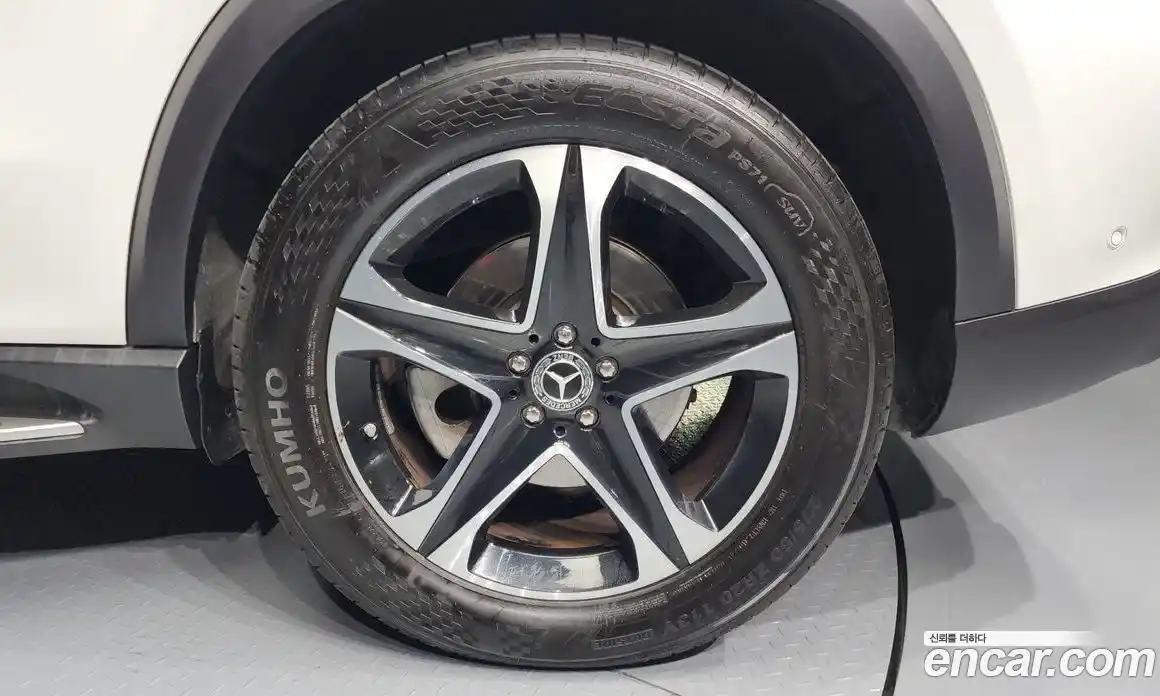 Mercedes-Benz GLE-Class 2021 2.0 Автомат в Москве № 222566, фото 15