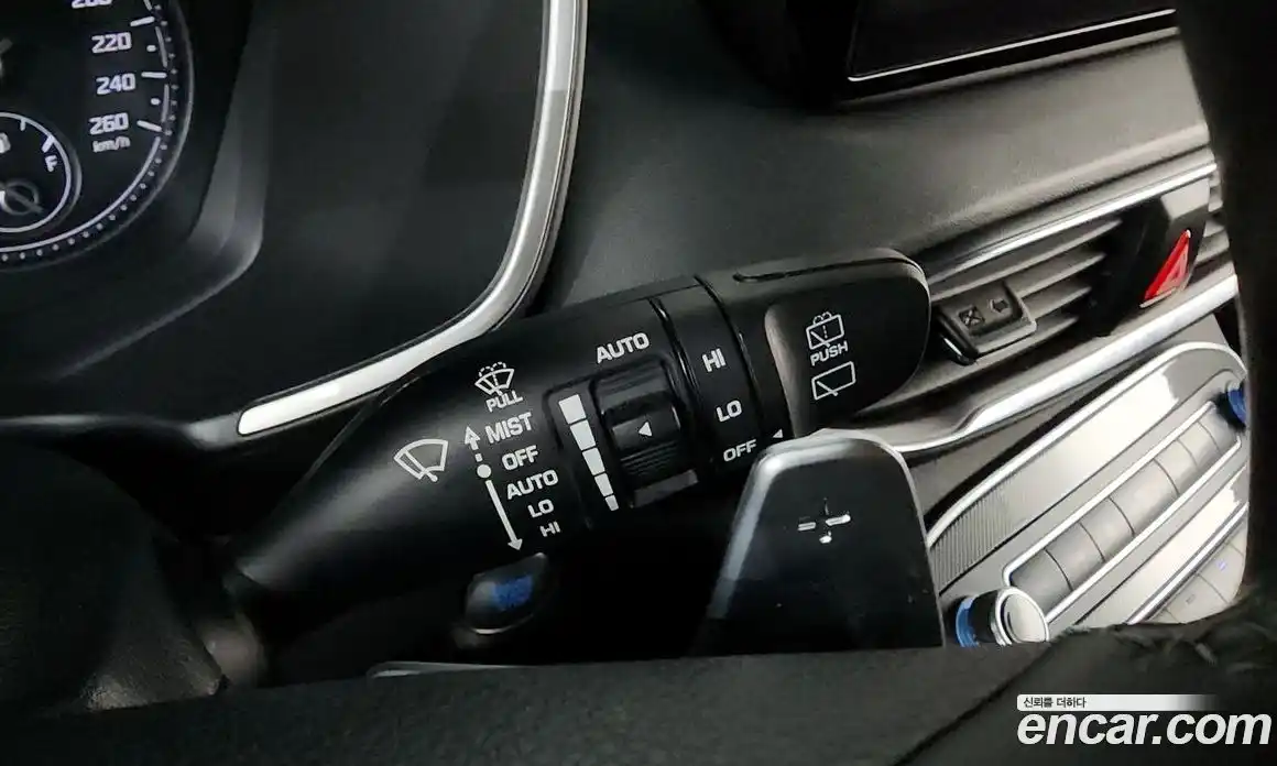 Hyundai Santa Fe 2022 2.5 Автомат в Москве № 222652, фото 19