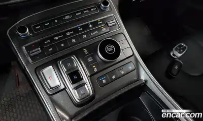 Hyundai Santa Fe 2022 2.5 Автомат в Москве № 222652, миниатюра 2